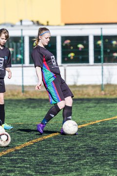 Bild 42 - B-Juniorinnen SV Henstedt-Ulzburg - MTSV Olympia Neumnster : Ergebnis: 0:4